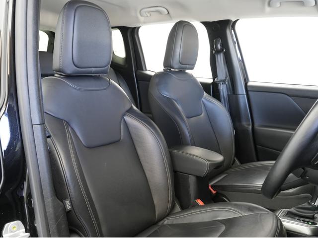 ジープ・レネゲード リミテッド 後期モデル・純正ディスプレイオーディオ・バックカメラ・シートヒーター・ブラインドスポットモニター・レーンキープアシスト・Apple CarPlay・ソナーセンサー・アダプティブクルーズコントロール(11枚目)