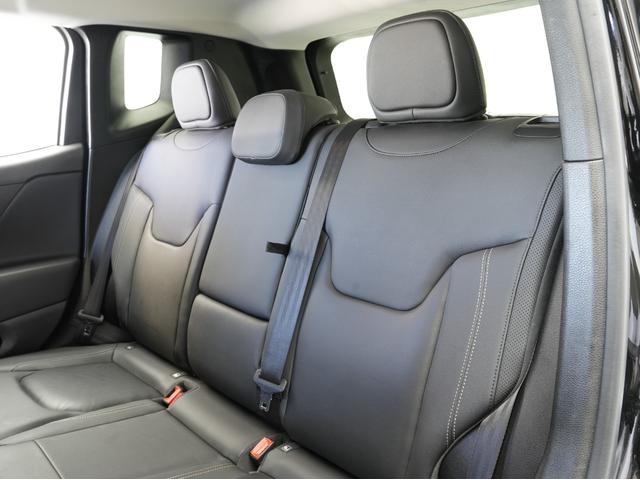 ジープ・レネゲード リミテッド 後期モデル・純正ディスプレイオーディオ・バックカメラ・シートヒーター・ブラインドスポットモニター・レーンキープアシスト・Apple CarPlay・ソナーセンサー・アダプティブクルーズコントロール(46枚目)