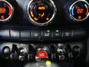 クーパーＳ　ワンオーナー・ＯＰ黒赤レザーシート・純正ナビ・ツートンルーフ・ドライブレコーダー・Ｂｌｕｅｔｏｏｔｈ・アンビエントライ社外ＴＶチューナー・バックカメラ・後席フィルム・ＥＴＣ・ＨＩＤヘッドライト（63枚目）