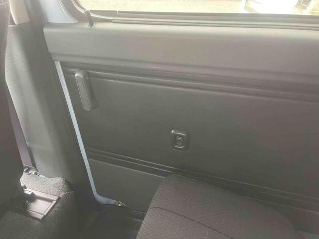 サンバーバン ＶＣ　軽バン　ＭＴ　両側スライドドア　キーレスエントリー　電動格納ミラー　アルミホイール　エアコン　パワーウィンドウ　ＣＤ（18枚目）