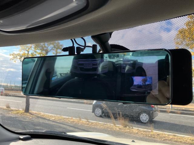 MINI クーパー オートクルーズコントロール アルミホイール スマートキー アイドリングストップ AT 盗難防止システム ABS ESC USB ミュージックプレイヤー接続可 エアコン パワーステアリング(22枚目)