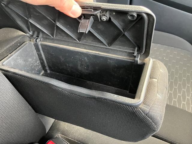 ウェイク ＧターボＳＡＩＩ　ＥＴＣ　バックカメラ　両側電動スライドドア　ナビ　ＴＶ　衝突被害軽減システム　ＬＥＤヘッドランプ　スマートキー　アイドリングストップ　ベンチシート　ＣＶＴ　盗難防止システム　ＡＢＳ　ＥＳＣ　ＣＤ（30枚目）