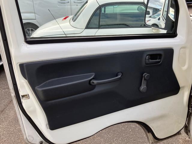 キャリイトラック ＫＣエアコン・パワステ　２ＷＤ　軽トラック　ＡＴ　ＥＴＣ　ナビ　アルミホイール　エアコン　運転席エアバッグ　助手席エアバッグ　ＣＤ　ＤＶＤ再生　Ｂｌｕｅｔｏｏｔｈ（10枚目）