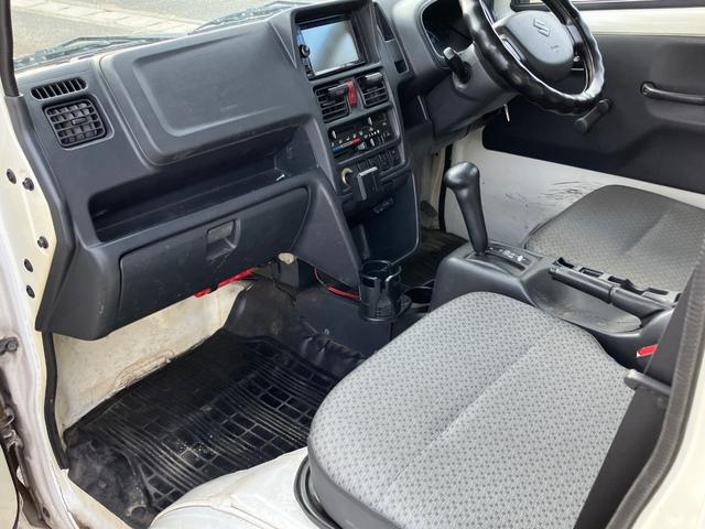キャリイトラック ＫＣエアコン・パワステ　２ＷＤ　軽トラック　ＡＴ　ＥＴＣ　ナビ　アルミホイール　エアコン　運転席エアバッグ　助手席エアバッグ　ＣＤ　ＤＶＤ再生　Ｂｌｕｅｔｏｏｔｈ（11枚目）