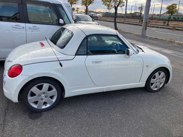 コペン アクティブトップ　ＥＴＣ　ナビ　キーレスエントリー　ＡＴ　ＡＢＳ　ＣＤ　ＤＶＤ再生　ＵＳＢ　ミュージックプレイヤー接続可　Ｂｌｕｅｔｏｏｔｈ　アルミホイール　衝突安全ボディ　エアコン　パワーステアリング（15枚目）