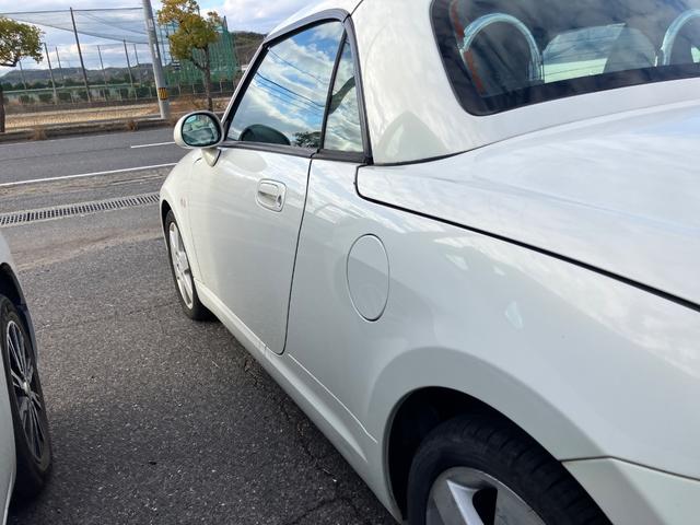 コペン アクティブトップ　ＥＴＣ　ナビ　キーレスエントリー　ＡＴ　ＡＢＳ　ＣＤ　ＤＶＤ再生　ＵＳＢ　ミュージックプレイヤー接続可　Ｂｌｕｅｔｏｏｔｈ　アルミホイール　衝突安全ボディ　エアコン　パワーステアリング（17枚目）