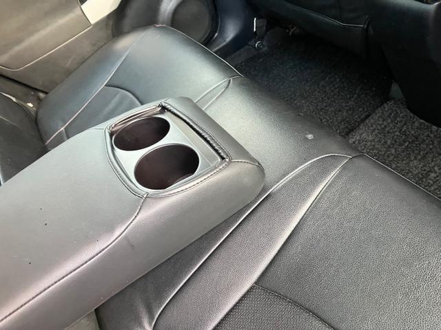 プリウス S ローダウン 外品19インチアルミ 前後ドライブレコーダー ETC バックカメラ ナビ TV オートライト スマートキー 電動格納ミラー 盗難防止システム CD DVD再生 Bluetooth(28枚目)