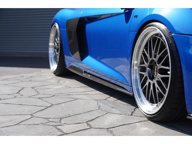 R8 V10クーペパフォマンス5.2FSIクワSトロニック(9枚目)