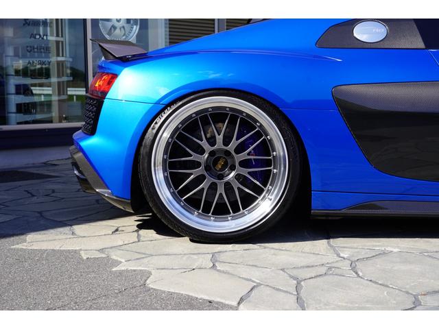 R8 V10クーペパフォマンス5.2FSIクワSトロニック(16枚目)