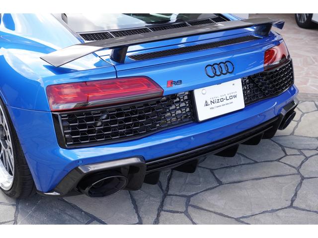 R8 V10クーペパフォマンス5.2FSIクワSトロニック(33枚目)