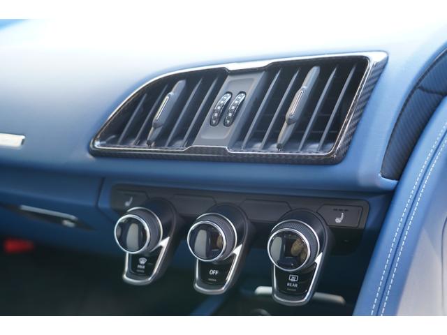 R8 V10クーペパフォマンス5.2FSIクワSトロニック(39枚目)