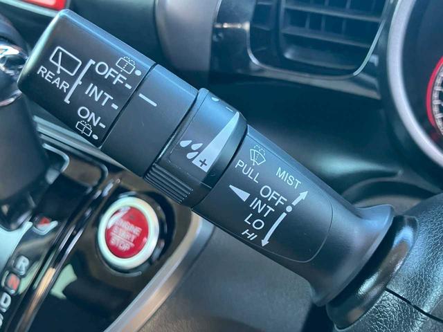 Ｎ－ＢＯＸカスタム Ｇ　ターボＳＳパッケージ　社外ナビ　フルセグ　Ｂｌｕｅｔｏｏｔｈ　Ｂカメラ　ビルトインＥＴＣ　両側電動スライド　シートヒーター　キセノンライト　ＬＥＤフォグ　シティブレーキ　クルコン　パドルシフト　半革シート　サイドＳＲＳ（16枚目）