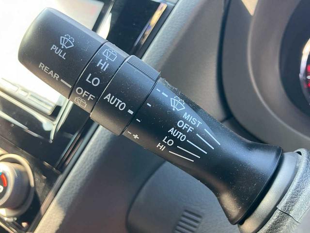 ＷＲＸ ＳＴＩ ＳＴＩ　社外ナビ　フルセグ　ＤＶＤ再生　Ｂカメラ　ＥＴＣ　ＵＳＢ充電ポート　ハーフレザーシート　サイドＳＲＳ　ＩＳＯＦＩＸ　ＬＥＤライト　オートライト　　レイズ１８インチ　ＳＴＩパフォーマンスマフラー　Ｆ型（18枚目）