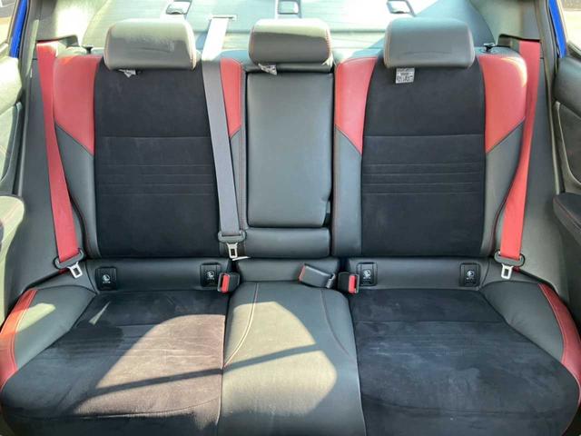 ＷＲＸ ＳＴＩ ＳＴＩ　社外ナビ　フルセグ　ＤＶＤ再生　Ｂカメラ　ＥＴＣ　ＵＳＢ充電ポート　ハーフレザーシート　サイドＳＲＳ　ＩＳＯＦＩＸ　ＬＥＤライト　オートライト　　レイズ１８インチ　ＳＴＩパフォーマンスマフラー　Ｆ型（48枚目）