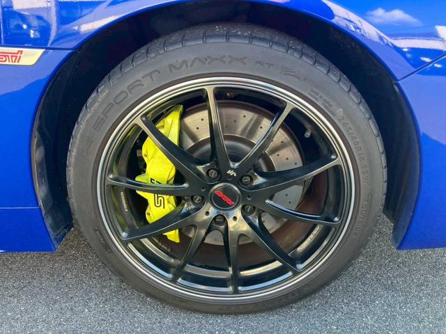 ＷＲＸ ＳＴＩ ＳＴＩ　社外ナビ　フルセグ　ＤＶＤ再生　Ｂカメラ　ＥＴＣ　ＵＳＢ充電ポート　ハーフレザーシート　サイドＳＲＳ　ＩＳＯＦＩＸ　ＬＥＤライト　オートライト　　レイズ１８インチ　ＳＴＩパフォーマンスマフラー　Ｆ型（62枚目）