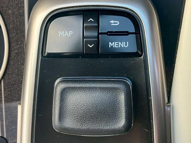 ＲＸ ＲＸ２００ｔ　Ｆスポーツ　メーカーナビ　フルセグＴＶ　ＤＶＤ再生　Ｂｌｕｅｔｏｏｔｈ　全方位カメラ　白レザーシート　エアーシート　前席パワーシート　ＨＵＤ　ＢＳＭ　レーダーＣ　パノラマルーフ　ＥＴＣ２．０　パワーリヤゲート（15枚目）