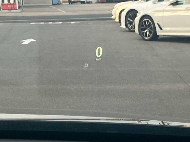 ＲＸ ＲＸ２００ｔ　Ｆスポーツ　メーカーナビ　フルセグＴＶ　ＤＶＤ再生　Ｂｌｕｅｔｏｏｔｈ　全方位カメラ　白レザーシート　エアーシート　前席パワーシート　ＨＵＤ　ＢＳＭ　レーダーＣ　パノラマルーフ　ＥＴＣ２．０　パワーリヤゲート（22枚目）