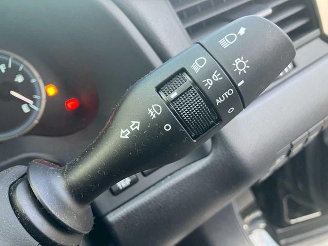 ＲＸ ＲＸ２００ｔ　Ｆスポーツ　メーカーナビ　フルセグＴＶ　ＤＶＤ再生　Ｂｌｕｅｔｏｏｔｈ　全方位カメラ　白レザーシート　エアーシート　前席パワーシート　ＨＵＤ　ＢＳＭ　レーダーＣ　パノラマルーフ　ＥＴＣ２．０　パワーリヤゲート（25枚目）