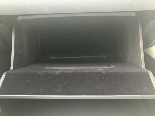 ＲＸ ＲＸ２００ｔ　Ｆスポーツ　メーカーナビ　フルセグＴＶ　ＤＶＤ再生　Ｂｌｕｅｔｏｏｔｈ　全方位カメラ　白レザーシート　エアーシート　前席パワーシート　ＨＵＤ　ＢＳＭ　レーダーＣ　パノラマルーフ　ＥＴＣ２．０　パワーリヤゲート（49枚目）