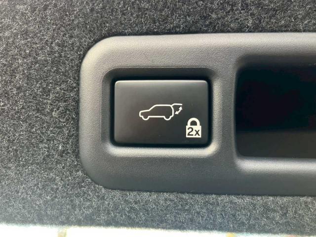 ＲＸ ＲＸ２００ｔ　Ｆスポーツ　メーカーナビ　フルセグＴＶ　ＤＶＤ再生　Ｂｌｕｅｔｏｏｔｈ　全方位カメラ　白レザーシート　エアーシート　前席パワーシート　ＨＵＤ　ＢＳＭ　レーダーＣ　パノラマルーフ　ＥＴＣ２．０　パワーリヤゲート（61枚目）