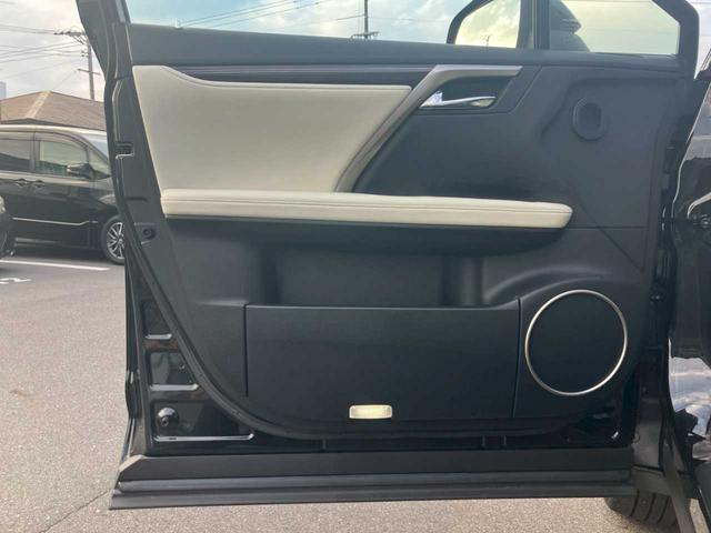 ＲＸ ＲＸ２００ｔ　Ｆスポーツ　メーカーナビ　フルセグＴＶ　ＤＶＤ再生　Ｂｌｕｅｔｏｏｔｈ　全方位カメラ　白レザーシート　エアーシート　前席パワーシート　ＨＵＤ　ＢＳＭ　レーダーＣ　パノラマルーフ　ＥＴＣ２．０　パワーリヤゲート（66枚目）