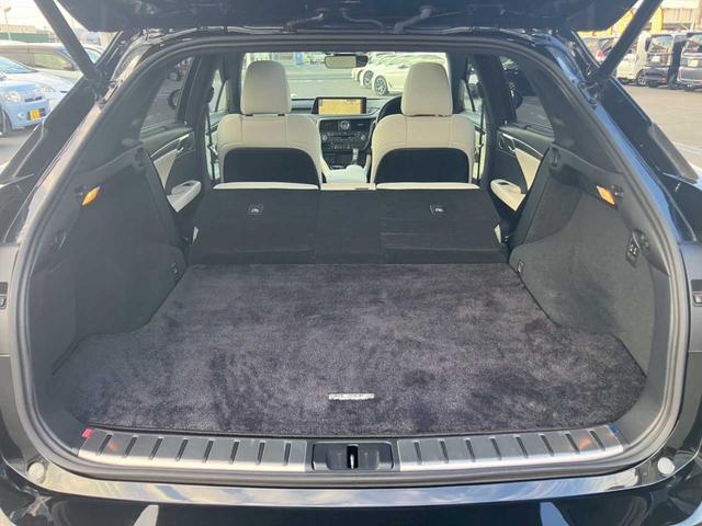 ＲＸ ＲＸ２００ｔ　Ｆスポーツ　メーカーナビ　フルセグＴＶ　ＤＶＤ再生　Ｂｌｕｅｔｏｏｔｈ　全方位カメラ　白レザーシート　エアーシート　前席パワーシート　ＨＵＤ　ＢＳＭ　レーダーＣ　パノラマルーフ　ＥＴＣ２．０　パワーリヤゲート（71枚目）