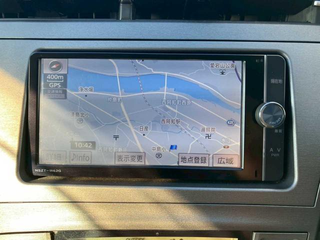 プリウス Ｓ　純正ナビ　フルセグ　ＤＶＤ再生　Ｂｌｕｅｔｏｏｔｈ　Ｂカメラ　ＥＴＣ　キセノンライト　オートライト　ＡＡＣ　サイドＳＲＳ　シートリフター　ＩＳＯＦＩＸ　ステアスイッチ　電格ミラー　ミラーウィンカー（9枚目）