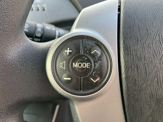 プリウス Ｓ　純正ナビ　フルセグ　ＤＶＤ再生　Ｂｌｕｅｔｏｏｔｈ　Ｂカメラ　ＥＴＣ　キセノンライト　オートライト　ＡＡＣ　サイドＳＲＳ　シートリフター　ＩＳＯＦＩＸ　ステアスイッチ　電格ミラー　ミラーウィンカー（15枚目）