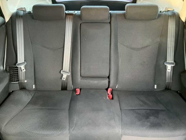 プリウス Ｓ　純正ナビ　フルセグ　ＤＶＤ再生　Ｂｌｕｅｔｏｏｔｈ　Ｂカメラ　ＥＴＣ　キセノンライト　オートライト　ＡＡＣ　サイドＳＲＳ　シートリフター　ＩＳＯＦＩＸ　ステアスイッチ　電格ミラー　ミラーウィンカー（43枚目）