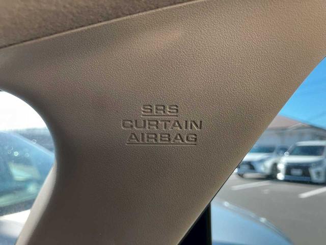 プリウス Ｓ　純正ナビ　フルセグ　ＤＶＤ再生　Ｂｌｕｅｔｏｏｔｈ　Ｂカメラ　ＥＴＣ　キセノンライト　オートライト　ＡＡＣ　サイドＳＲＳ　シートリフター　ＩＳＯＦＩＸ　ステアスイッチ　電格ミラー　ミラーウィンカー（44枚目）