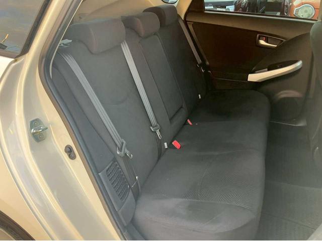 プリウス Ｓ　純正ナビ　フルセグ　ＤＶＤ再生　Ｂｌｕｅｔｏｏｔｈ　Ｂカメラ　ＥＴＣ　キセノンライト　オートライト　ＡＡＣ　サイドＳＲＳ　シートリフター　ＩＳＯＦＩＸ　ステアスイッチ　電格ミラー　ミラーウィンカー（47枚目）