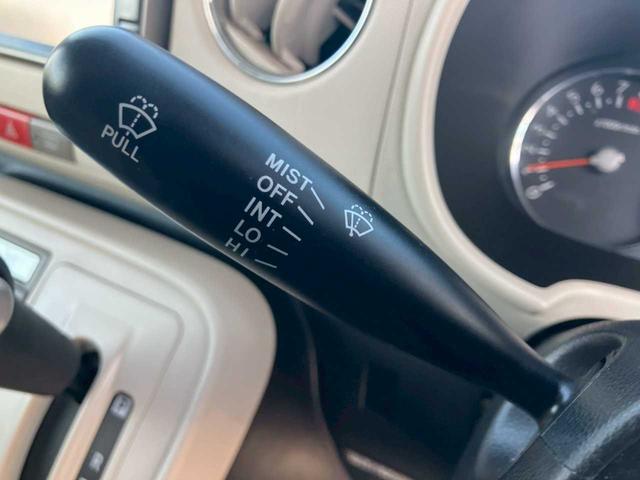 ミラココア ココアプラスＸ　純正ＨＤＤナビ　ミュージックサーバー　ＤＶＤ再生　スマートキー　ＡＡＣ　ミラーウィンカー　電格ミラー　アームレスト　ベンチシート　シートリフター　フォグ　ルーフレール　ＰＶガラス（13枚目）