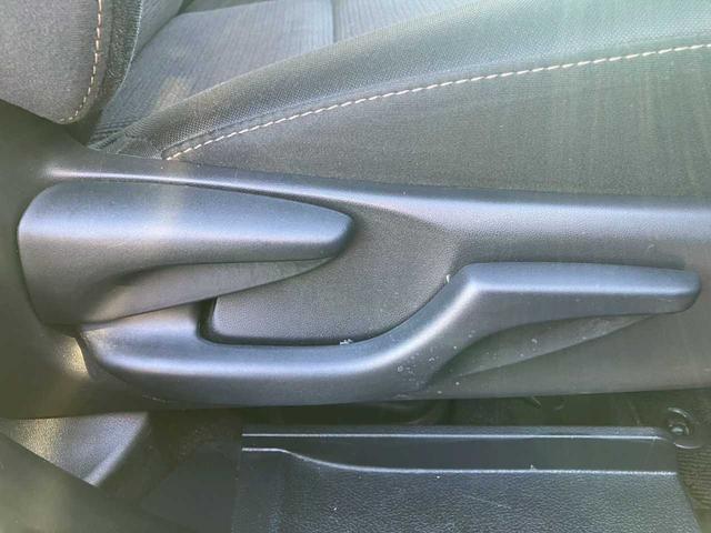 シエンタ Ｇ　社外ナビ　ワンセグ　ＤＶＤ再生　Ｂカメラ　ドラレコ　ＥＴＣ　Ｔｏｙｏｔａ　Ｓａｆｅｔｙ　ｓｅｎｓｅ　両側電動スライド　オートライト　ＵＳＢ充電　ステアスイッチ　シートリフター　ＩＳＯＦＩＸ　４ＷＤ（40枚目）