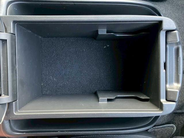 ハイエースバン スーパーＧＬ　ダークプライムＩＩ　純正ナビ　フルセグ　ＤＶＤ再生　Ｂｌｕｅｔｏｏｔｈ　全方位カメラ　ドラレコ　ＥＴＣ　両側電動スライド　ハーフレザー　Ｔｏｙｏｔａ　Ｓａｆｅｔｙ　ｓｅｎｓｅ　コンビハンドル　ＬＥＤライト　４ＷＤ（40枚目）