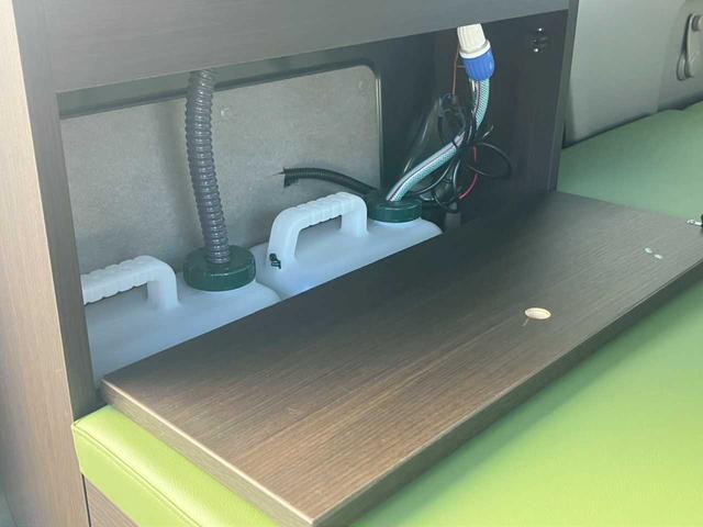 ����ԗ��͓��Ж��`�ɕύX�葱���������܂����̖��`�ύX�葱���̓J�[�Z�u�����ӔC�������A�ԗ��𕾎Ж��`�ɕύX�������܂��B�J�[�Z�u���q�~�����X�@���R���q�~�s�����P�R�V�T�|�R�@�s�d�k�O�P�Q�O�|�X�R�O�|�Q�R�Q