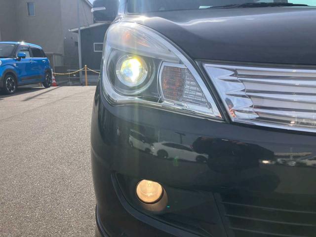 ソリオ Ｓ　社外ナビ　フルセグ　ＤＶＤ再生　Ｂｌｕｅｔｏｏｔｈ　ミュージックサーバー　Ｂカメラ　両側電動スライド　キセノンライト　オートライト　ＡＡＣ　電格ミラー　ミラーウィンカー　シートリフター　ＰＶガラス（52枚目）