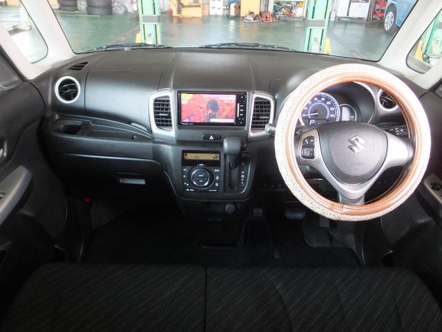 スペーシア Ｇリミテッド　パナソニックナビ・フルセグＴＶ◆Ｂカメラ◆Ｂｌｕｅｔｏｏｔｈ◆デュアルカメラブレーキサポート◆衝突被害軽減ブレーキ◆両側スライド左側電動ドア◆プッシュスタート◆シートヒーター◆禁煙車◆ワンオーナー◆（3枚目）