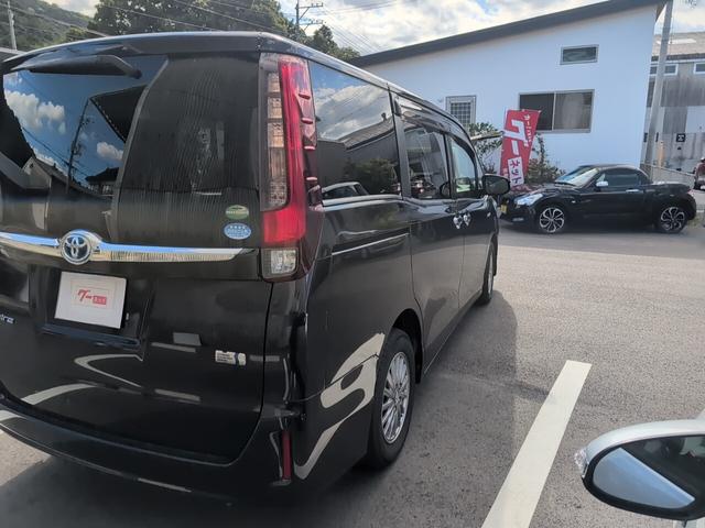 エスクァイア ハイブリッドＧｉ　両側パワースライド　フリップダウンモニター　ＥＴＣ　バックカメラ　レザーシート（8枚目）