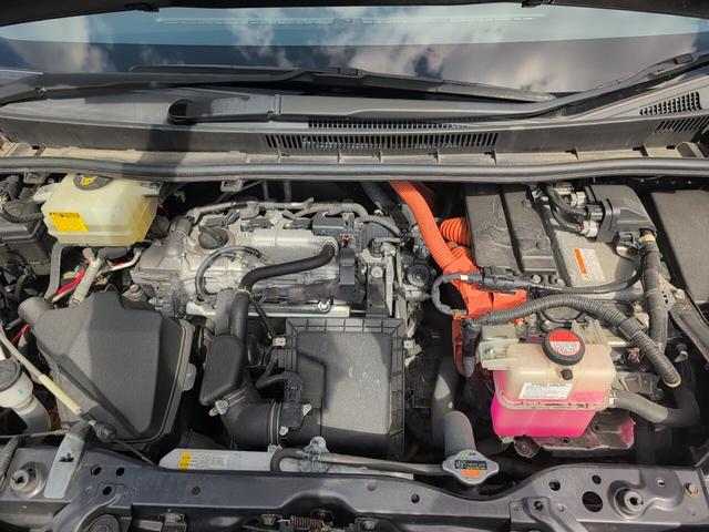 エスクァイア ハイブリッドＧｉ　両側パワースライド　フリップダウンモニター　ＥＴＣ　バックカメラ　レザーシート（17枚目）