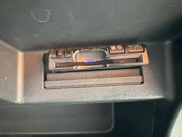 ワゴンRスティングレー X 禁煙車 ETC ナビ TV CD ミュージックプレイヤー接続可 HIDヘッドライト スマートキー オートエアコン AW14インチ 電動格納ミラー ベンチシート フルフラット アイドリングストップ(6枚目)