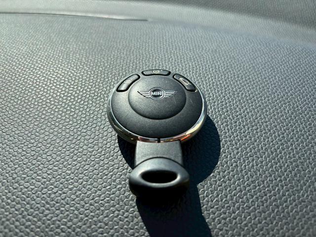 MINI MINI COOPER CROSSOVER