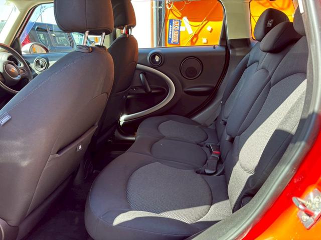 MINI MINI COOPER CROSSOVER