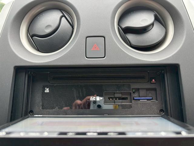 ノート X DIG-S 禁煙車 ETC ナビ TV バックカメラ CD スマートキー 電動格納ミラー アイドリングストップ 盗難防止システム ABS エアコン パワーウィンドウ パワーステアリング 運転席・助手席エアバック(9枚目)