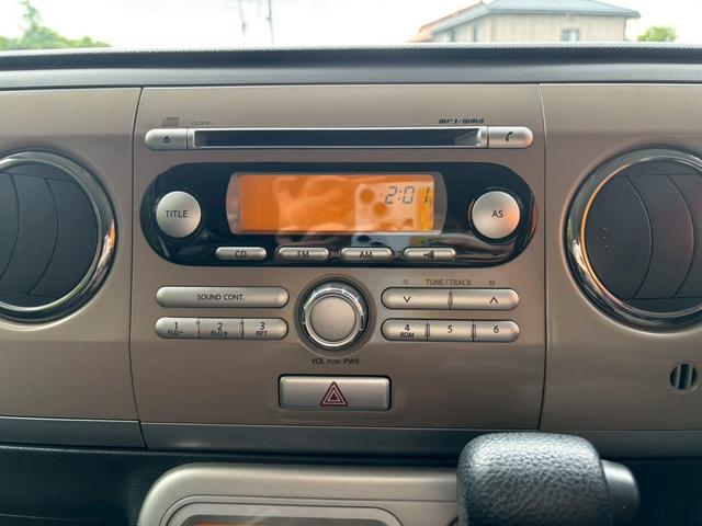 アルトラパン 10thアニバーサリーリミテッド 禁煙車 CD スマートキー オートエアコン シートヒーター 電動格納ミラー AW14インチ ベンチシート フルフラット 盗難防止システム パワーウィンドウ パワーステアリング 運転席・助手席エアバック(6枚目)