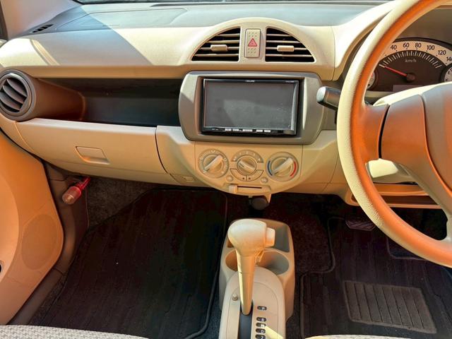 キャロル GS ナビ TV CD キーレスエントリー 電動格納ミラー ABS 盗難防止システム エアコン パワーウィンド パワーステアリング 運転席・助手席エアバック 衝突安全ボディ(5枚目)