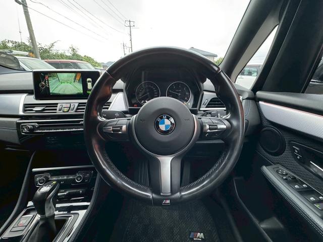 2シリーズ 218dアクティブツアラー Mスポーツ ディーゼルターボ ETC HDDナビ バックカメラ Bluetooth CD DVD USB スマートキー オートエアコン 電動格納ミラー オートライト AW17インチ ABS フォグライト(5枚目)