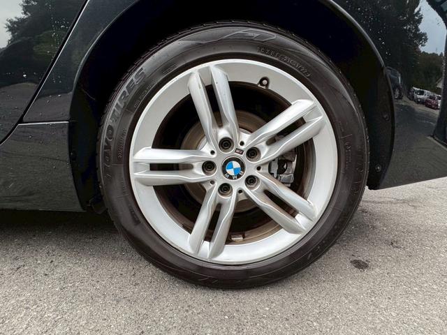 2シリーズ 218dアクティブツアラー Mスポーツ ディーゼルターボ ETC HDDナビ バックカメラ Bluetooth CD DVD USB スマートキー オートエアコン 電動格納ミラー オートライト AW17インチ ABS フォグライト(31枚目)