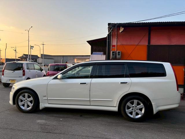 ステージア 250RX 禁煙車 CD HIDヘッドライト オートライト キーレスエントリー AW16インチ パワーウィンドウ パワーステアリング ABS 運転席・助手席エアバック 衝突安全ボディ(17枚目)