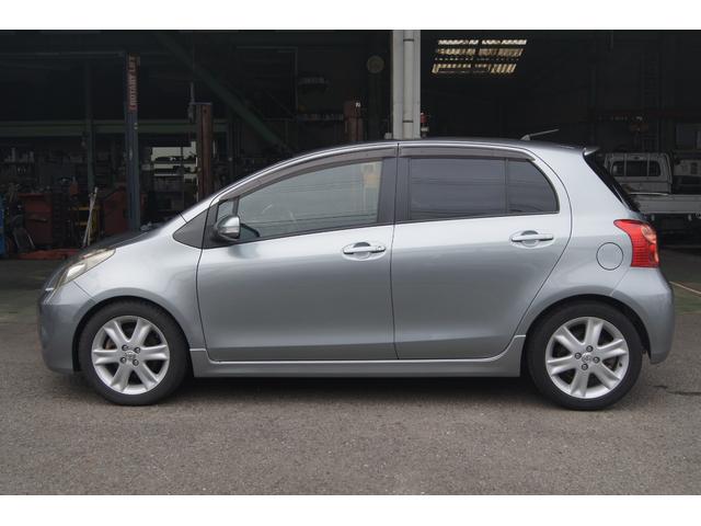 ヴィッツ TRDターボM 5F ナビ ETC 禁煙車 ワンオーナー(4枚目)