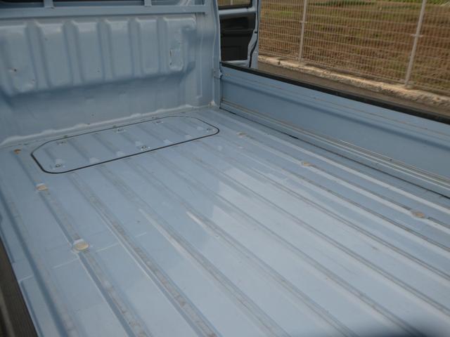 ハイゼットトラック スタンダード 平成30年式・エアコン・パワステ・エアバック・5MT・28000km・AM/FMラジオ(11枚目)